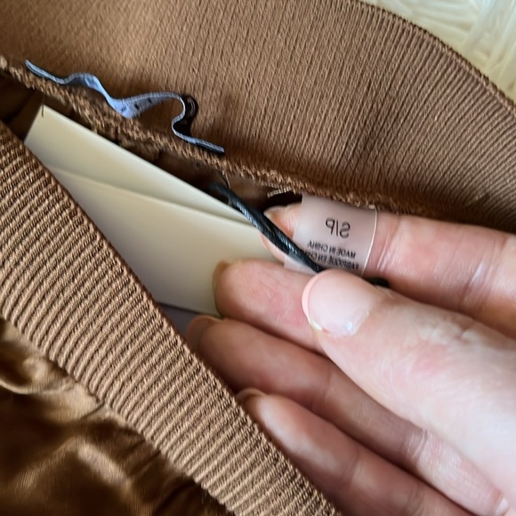 NEW--Tahari Airflow Wide Leg Pants – Size SP – Pinecone - Picture 12 of 14